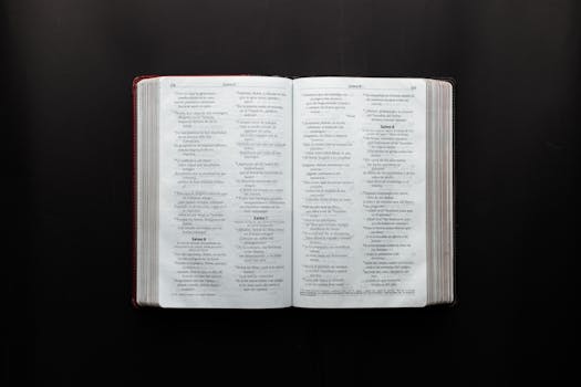 Unlocking the Tapestry: Your Personal Guide to Studying the Bible Verse by Verse